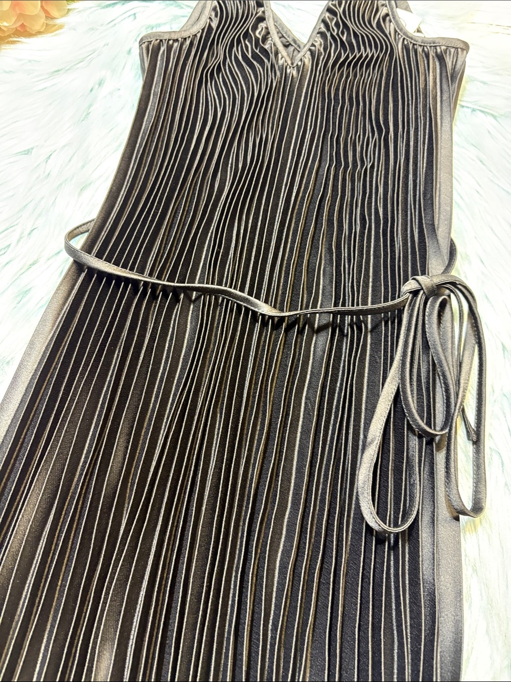 Sam Edelman Black Satin Plisse Spaghetti Strap Midi Dress sz S - Picture 3 of 7